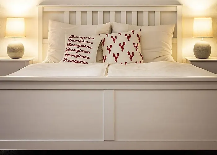 公寓 Rheinblick Und Yachthafen Mit Privatem Stellplatz