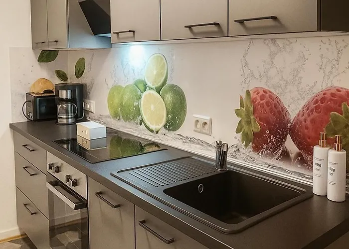 Rheinblick Und Yachthafen Mit Privatem Stellplatz