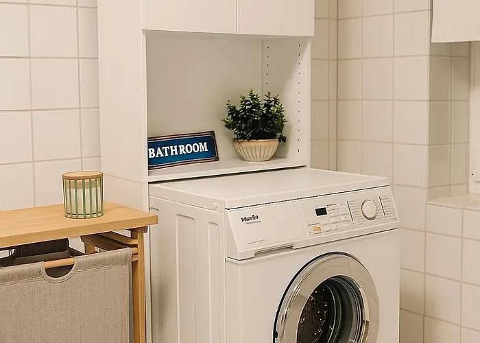 Rheinblick Und Yachthafen Mit Privatem Stellplatz *